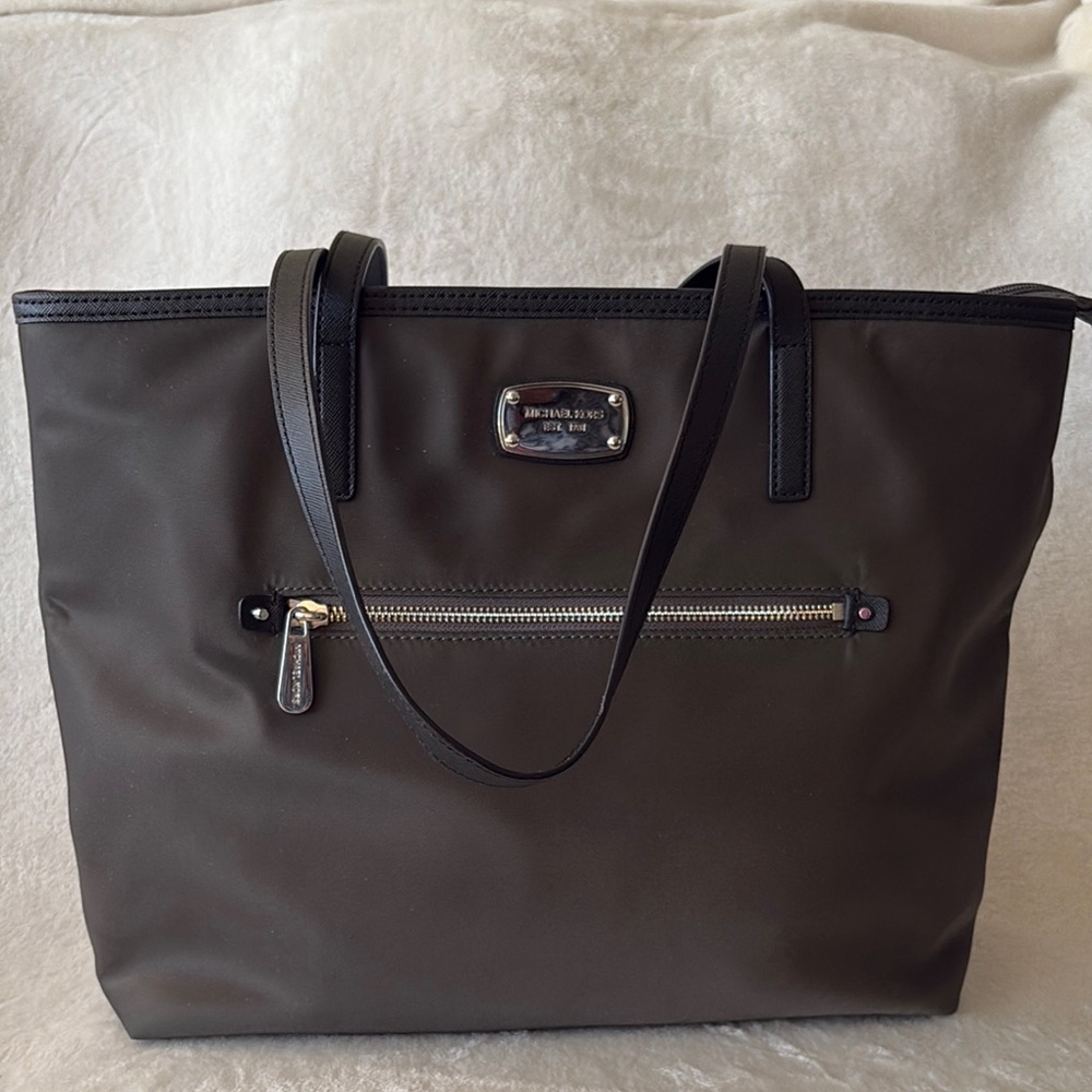 Michael Kors green Tote Bag